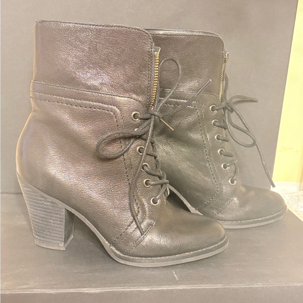 Kenneth Cole Black Heeled Boots with Lace-Up Design